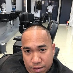 Meet your Posher, Dominic